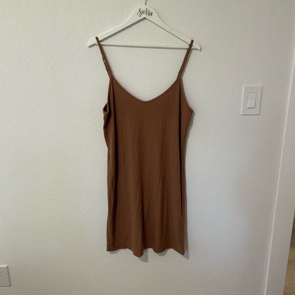 Stars Above Brown Sleeveless Midi Dress